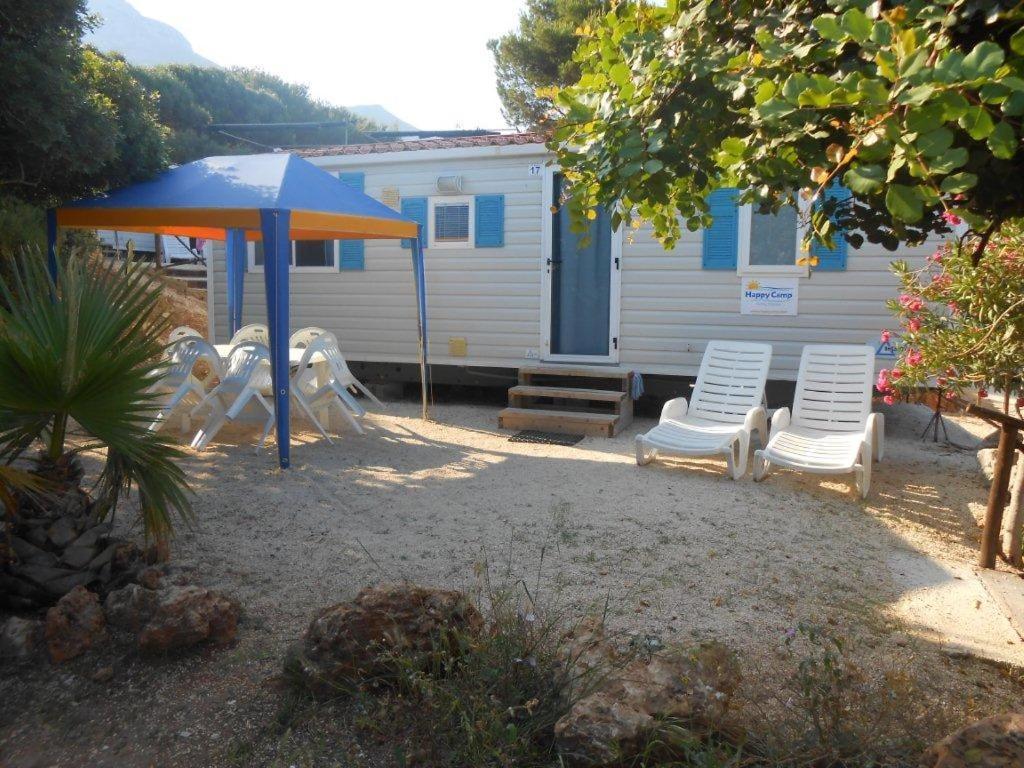 Happy Camp Mobile Homes In El-Bahira Camping Village Сан Вито ло Капо Екстериор снимка