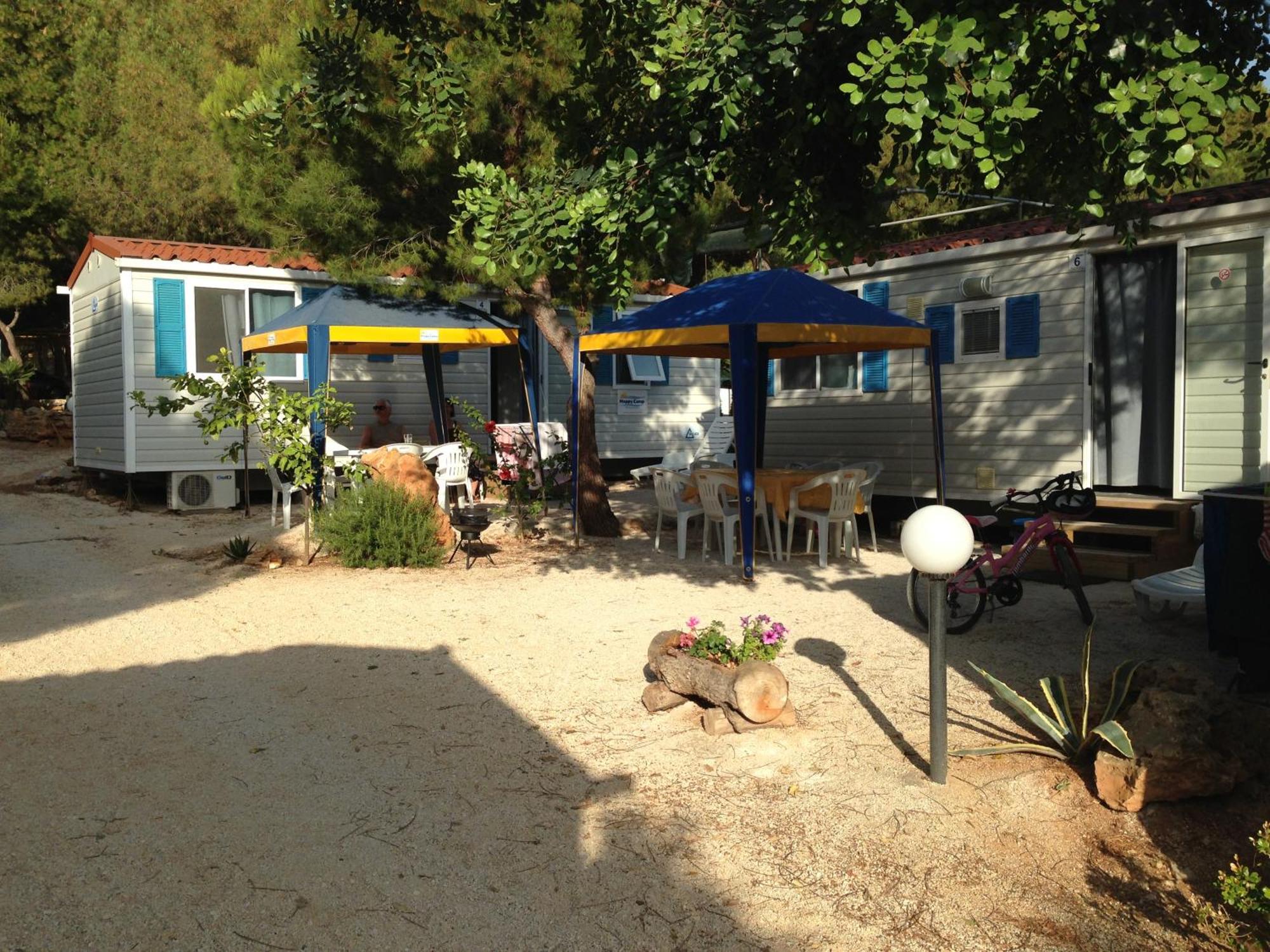 Happy Camp Mobile Homes In El-Bahira Camping Village Сан Вито ло Капо Екстериор снимка